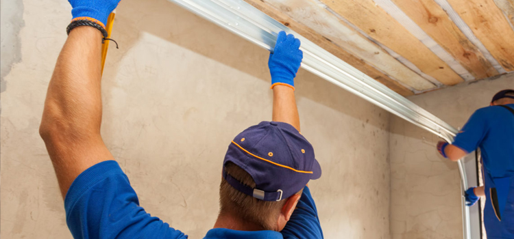 commercial overhead garage door repair in Fort Pierce